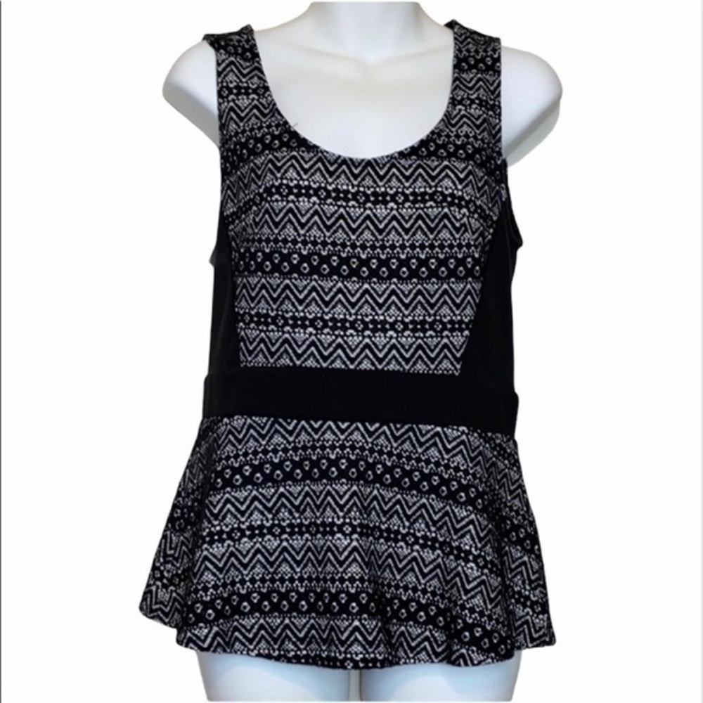 Anthropologie Deletta Black & White Sleeveless Top